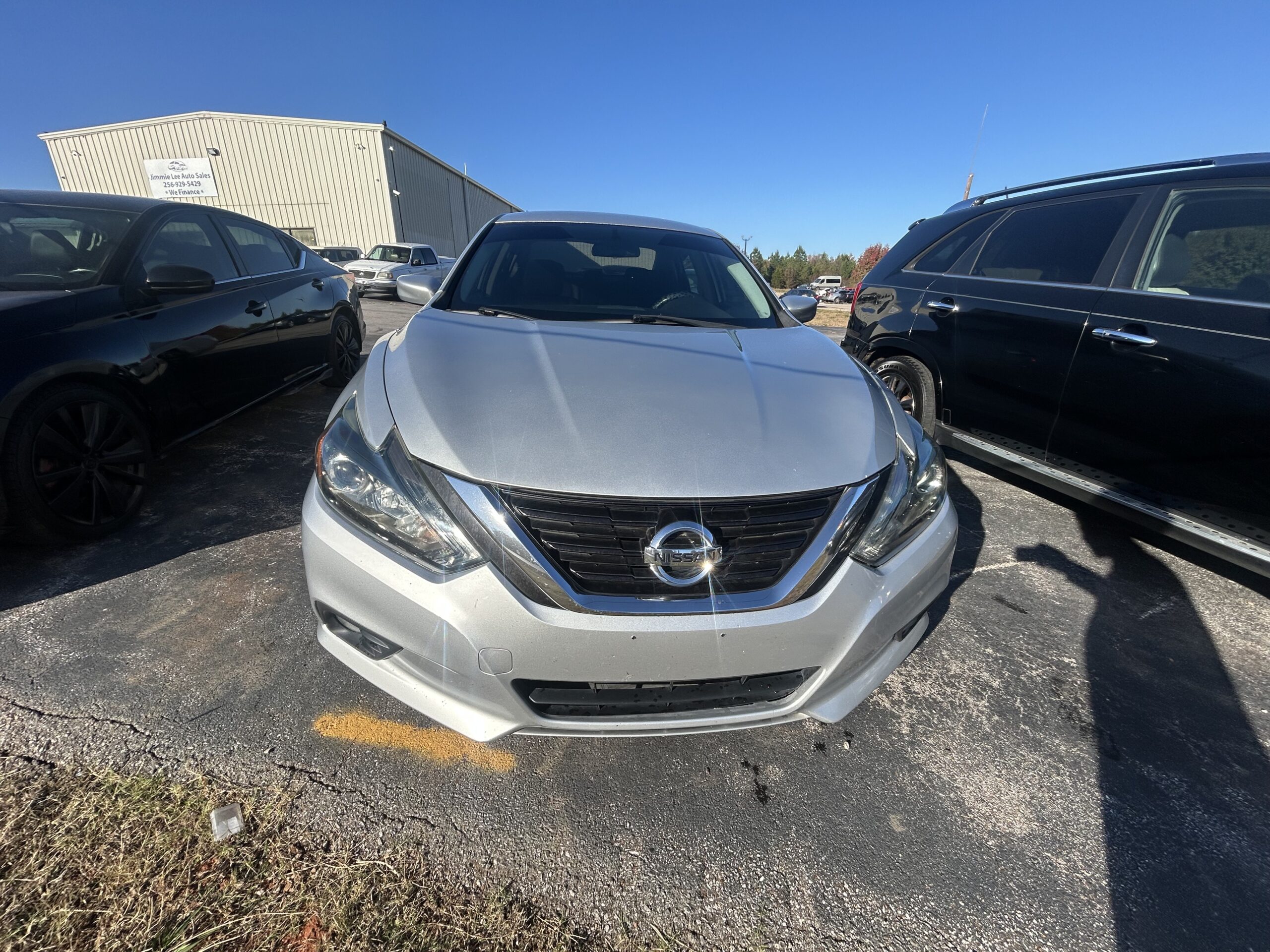 2017 Nissan Altima SV - Image 4