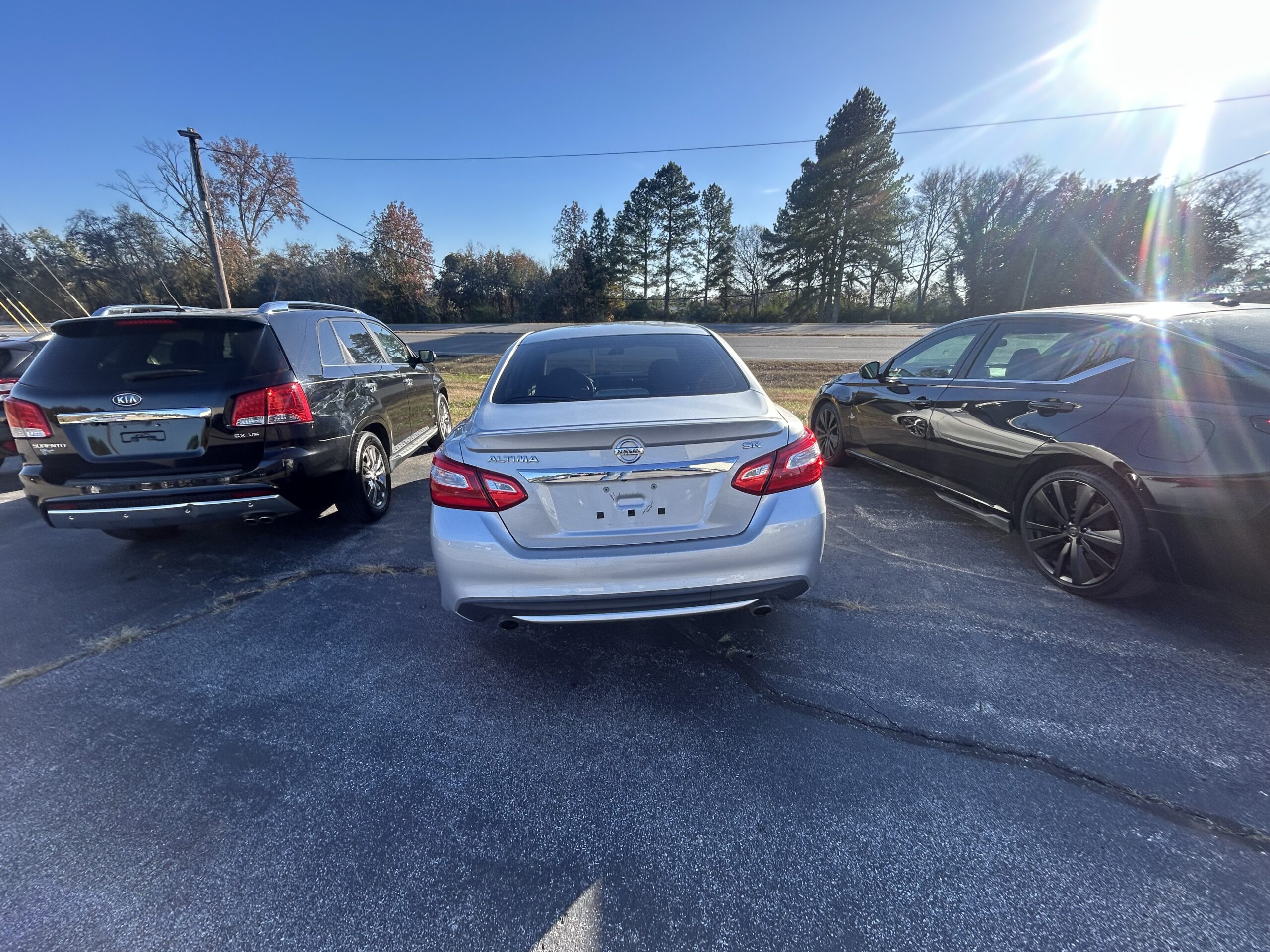 2017 Nissan Altima SV - Image 3